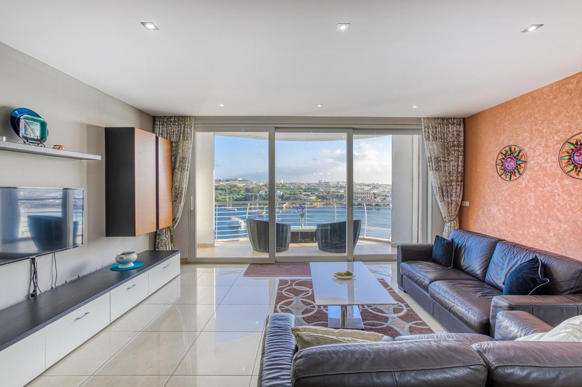 Seaview Luxury 3br In Apartamento Sliema